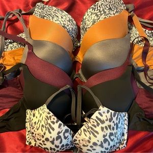 32DD VS bras- Cleavage